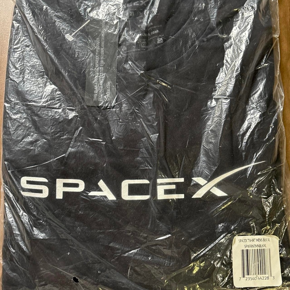 SpaceX black t-shirt size XL